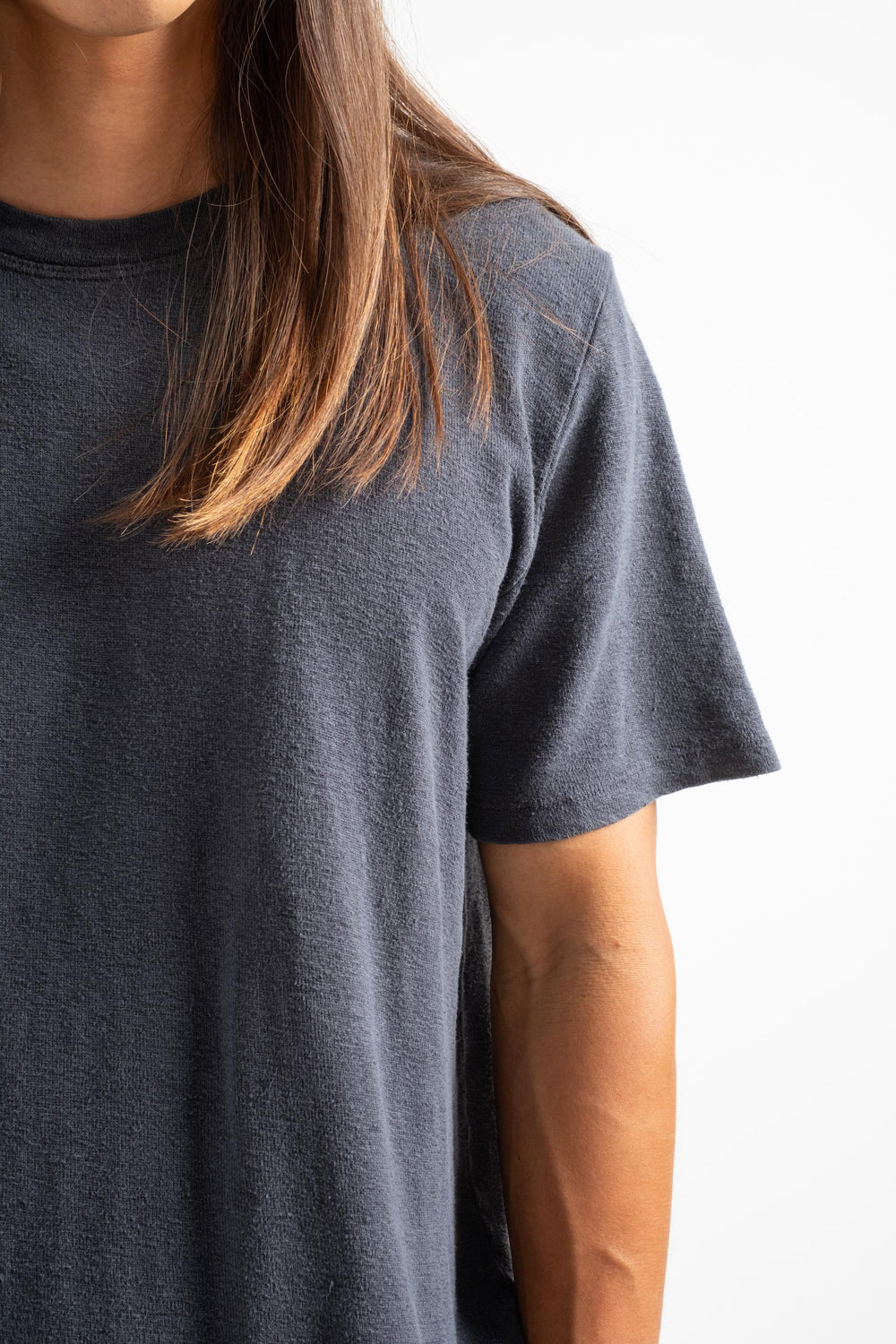 Mana 10 Tee in Navy