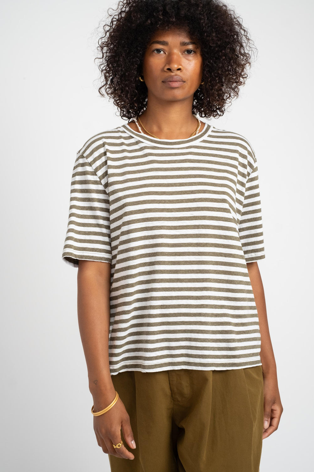 Stripe Silverlake Cropped Tee in Olive + White