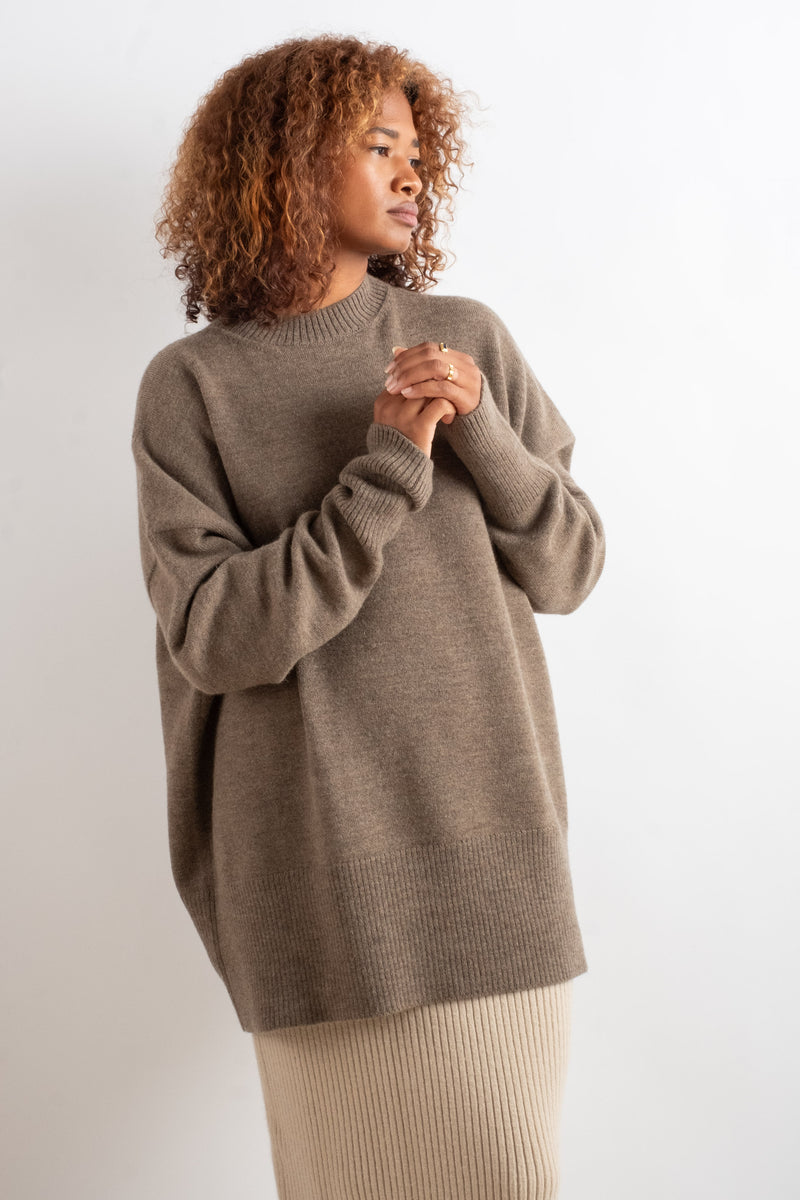 OVERSIZE CREWNECK IN MUSHROOM