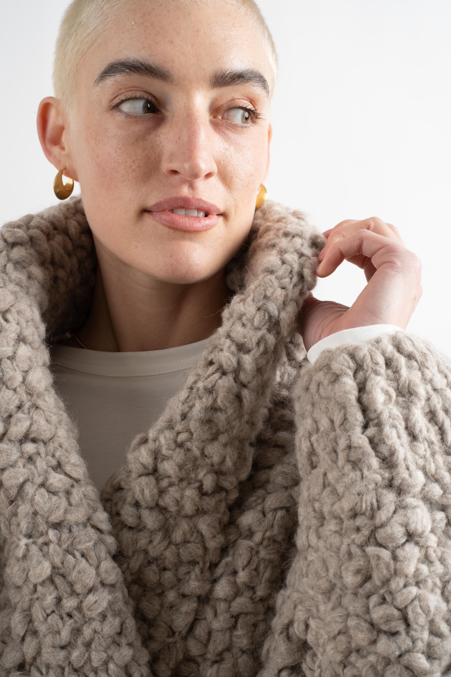 Lauren Manoogian | HANDKNIT MATTA COAT IN GRANITE – RELIQUARY