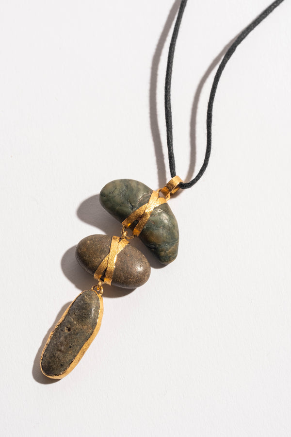 22K 3 Drop Pebble Pendant