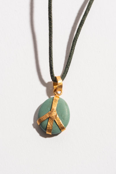 22K Indo Peace Pebble