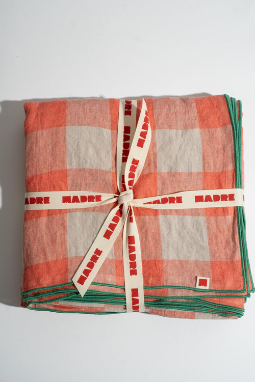 OBLONG TABLECLOTH - STRAWBERRY SHORTCAKE