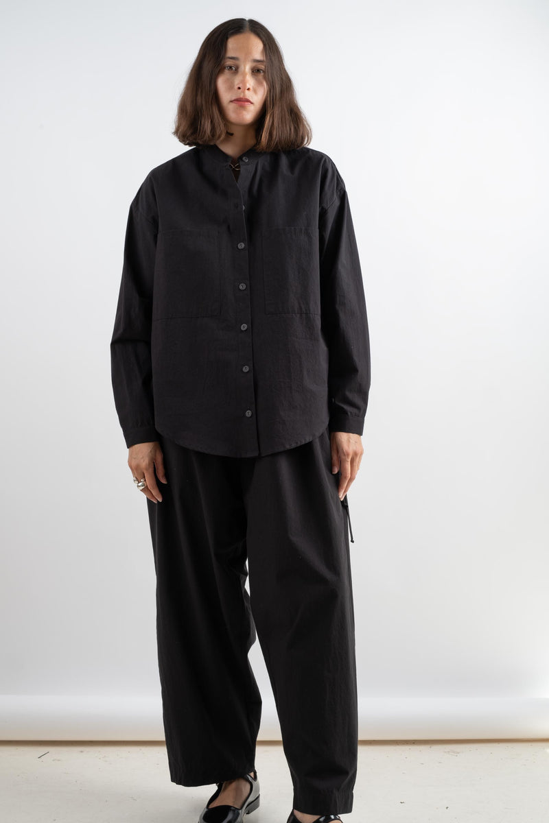 OVERSIZE BUTTONDOWN IN BLACK