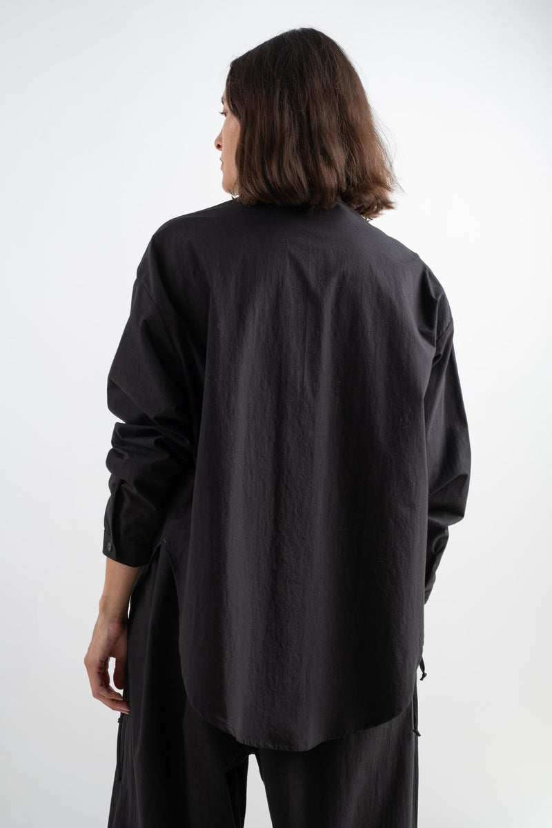 OVERSIZE BUTTONDOWN IN BLACK