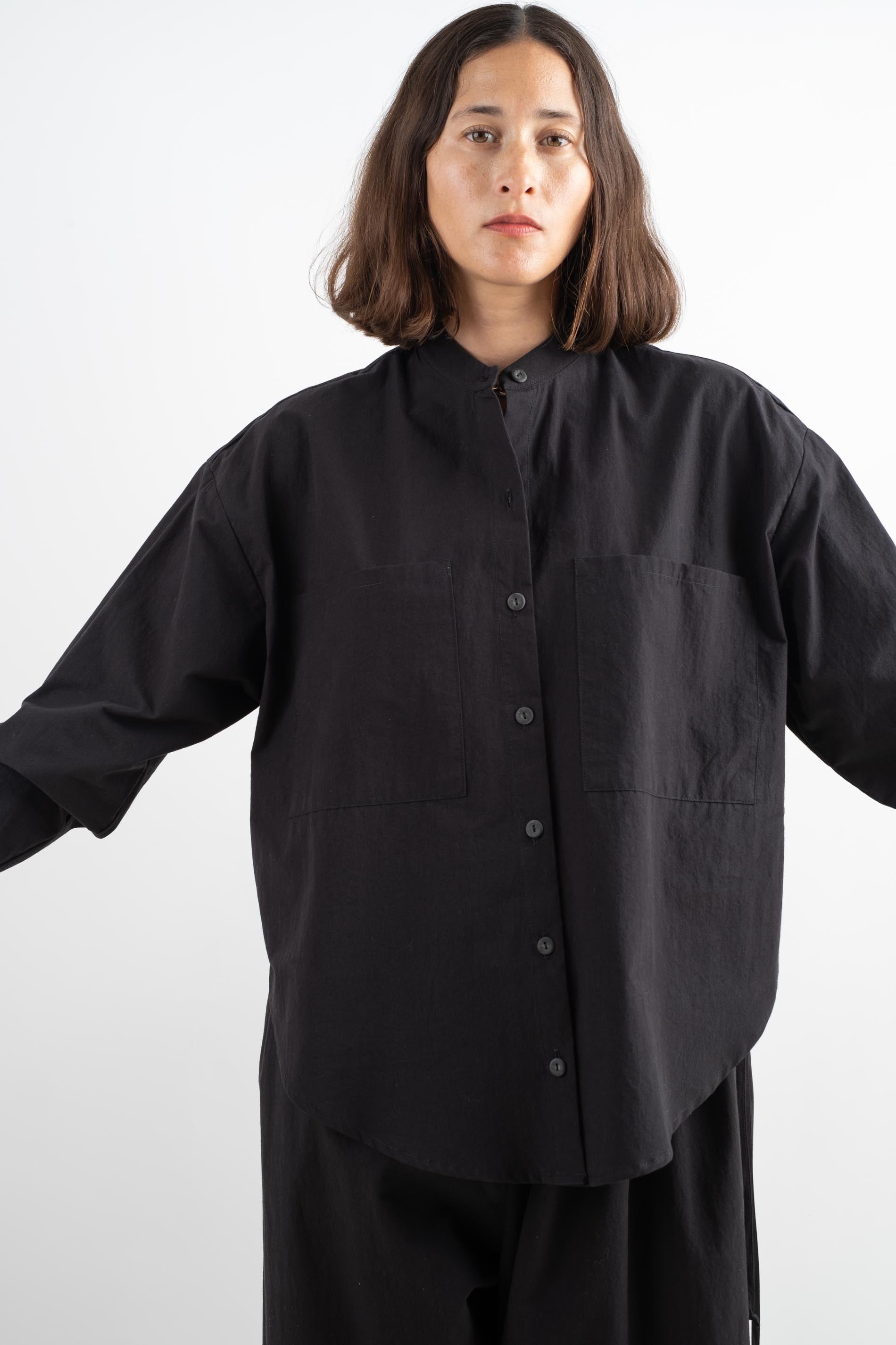 Modern Weaving | OVERSIZE BUTTONDOWN IN BLACK – RELIQUARY