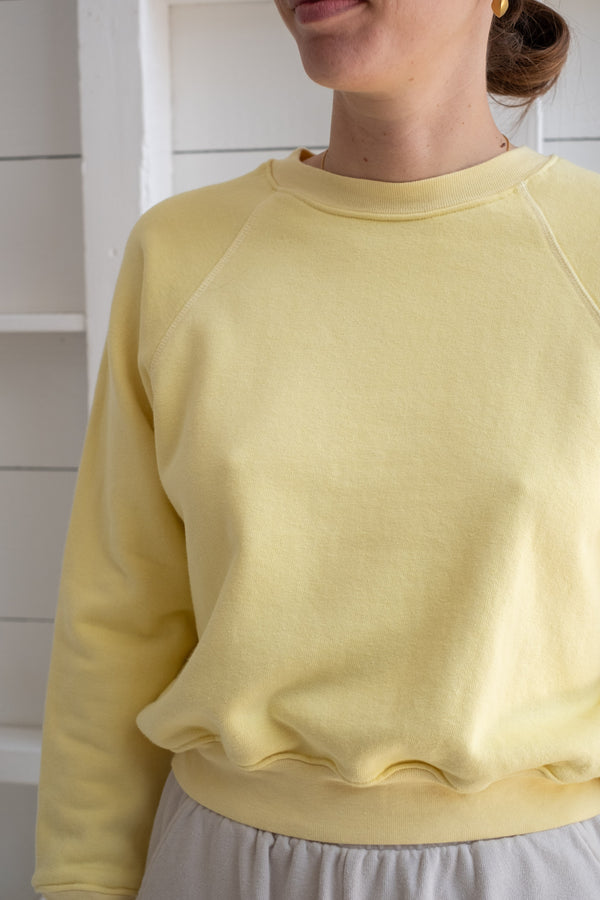 Women's Crewneck Sweatshirt In Notepad Yellow