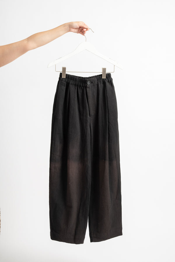 Damaged — Lauren Manoogian Matte Pants in Black - 0