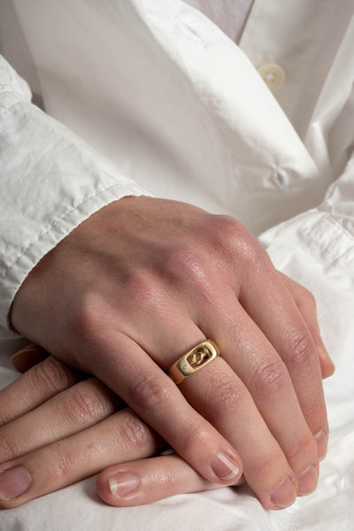 9K + Diamond Dig Ring