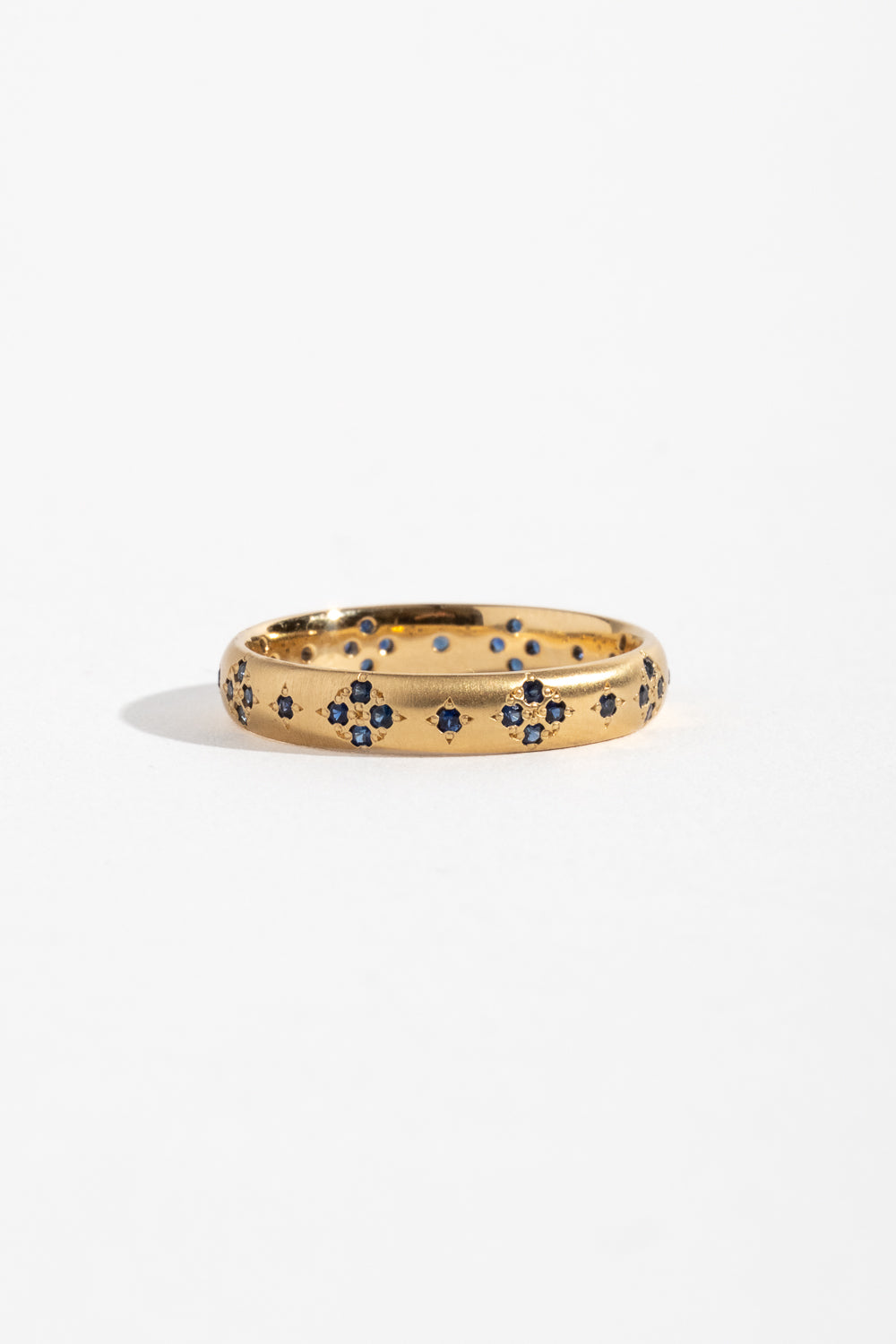 Rounded Memories Band with Blue Sapphire