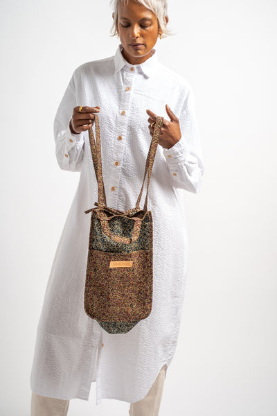 Medium Easy Bag in Floral Blue + Brown