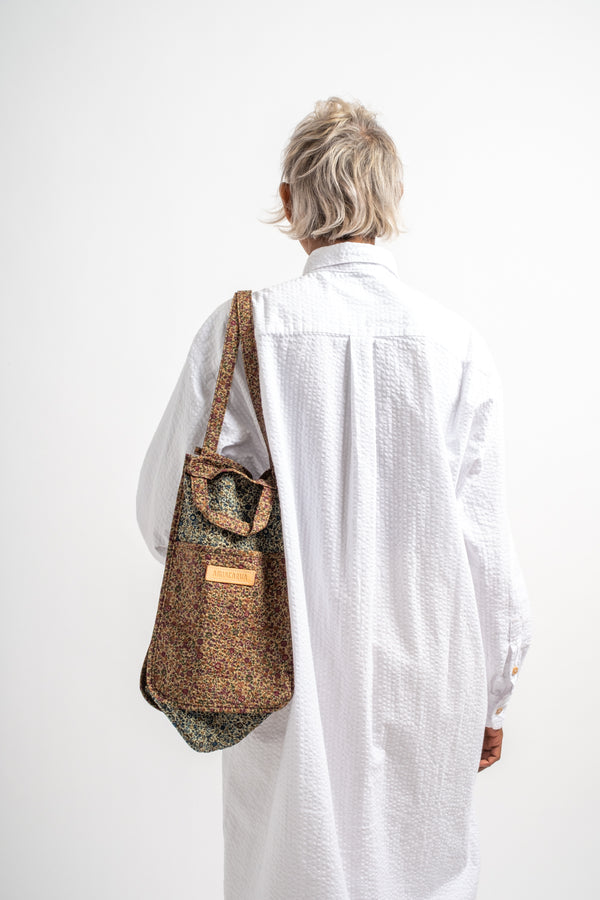 Medium Easy Bag in Floral Blue + Brown