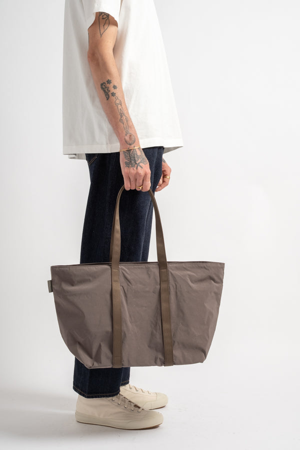 Medium Split Yarn Tote in Grey