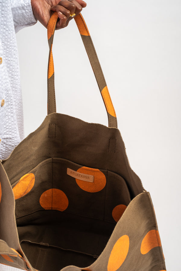 Medium Washed Canvas Tote in Orange Dot
