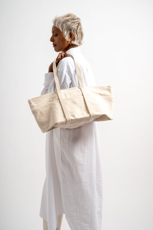 Shallow 6-Pocket Zip Tote