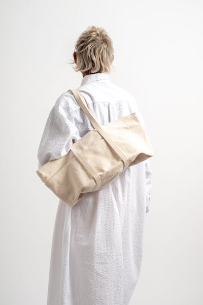 Shallow 6-Pocket Zip Tote