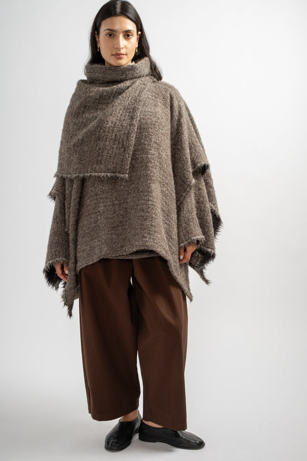 Alpaca Short Poncho in Beige