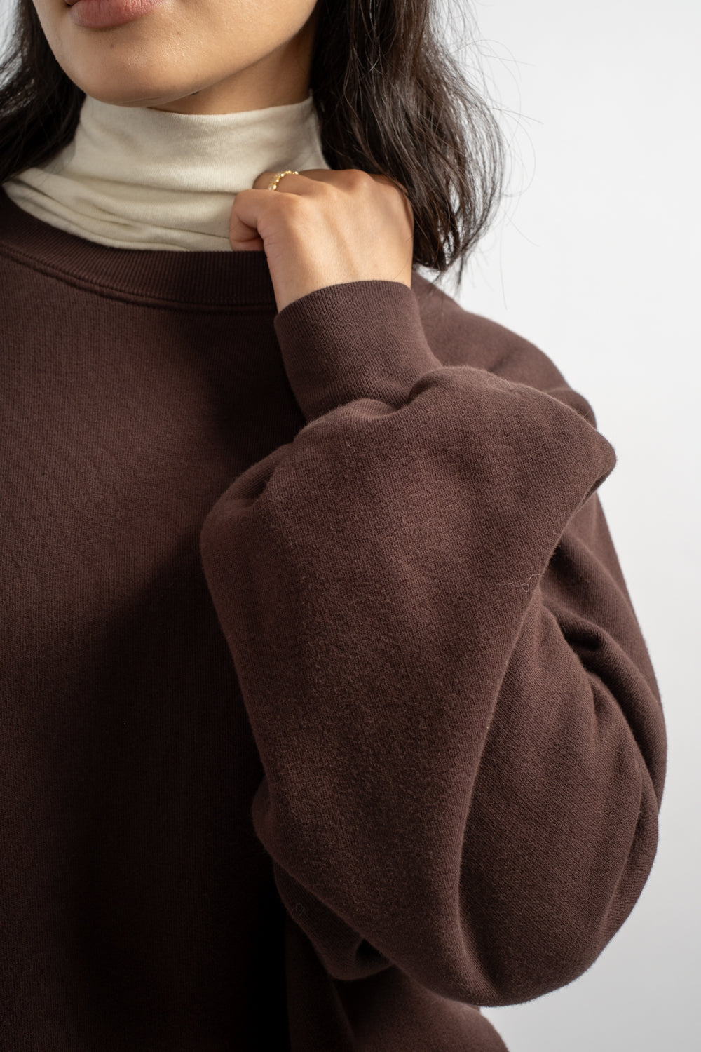 Raglan Sweatshirt in Dark Cacao