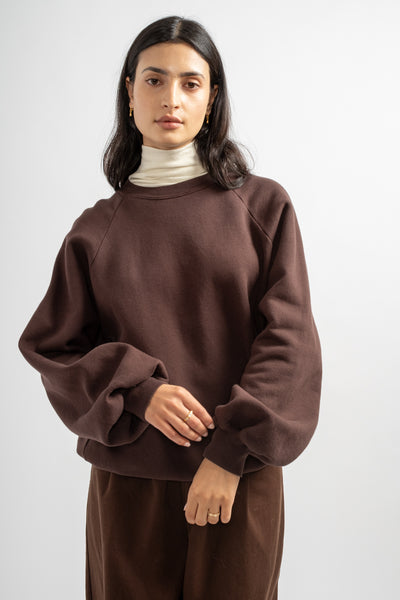 Raglan Sweatshirt in Dark Cacao