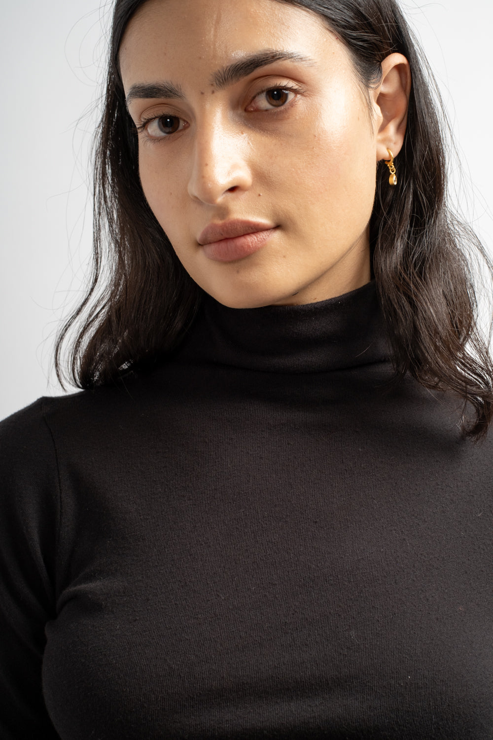 Turtle Neck L/S in Black