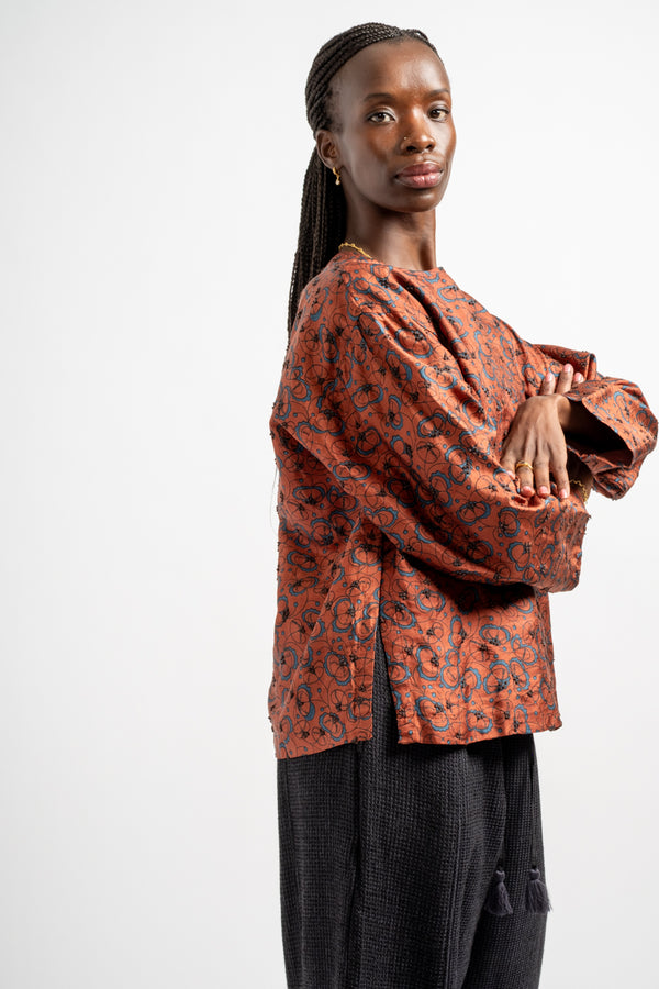 Embroidery Slit Blouse in Brown