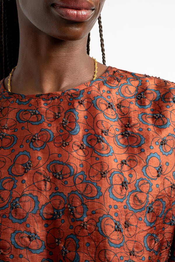 Embroidery Slit Blouse in Brown