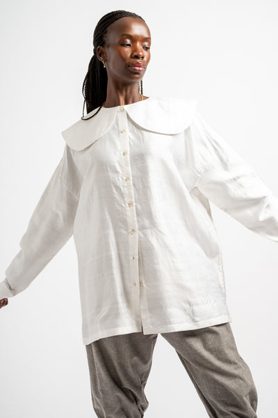 Round Collar Over Blouse in White