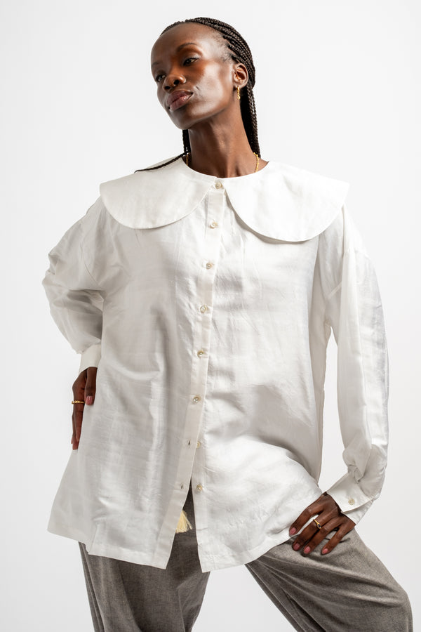 Round Collar Over Blouse in White