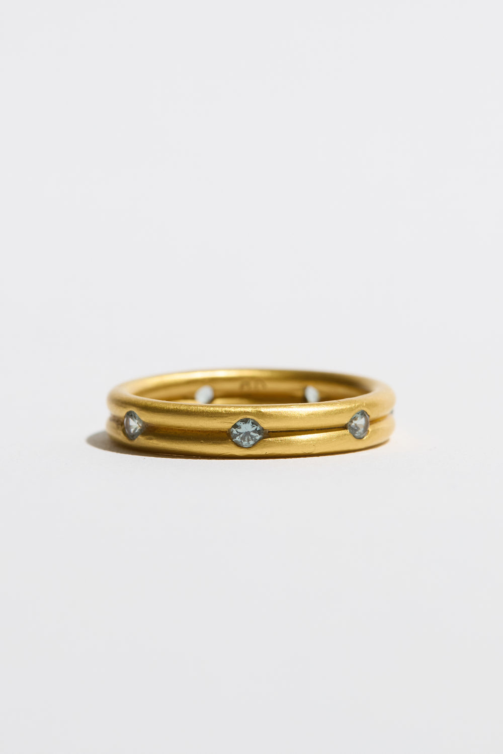 Double Wire Grey Sapphire Band