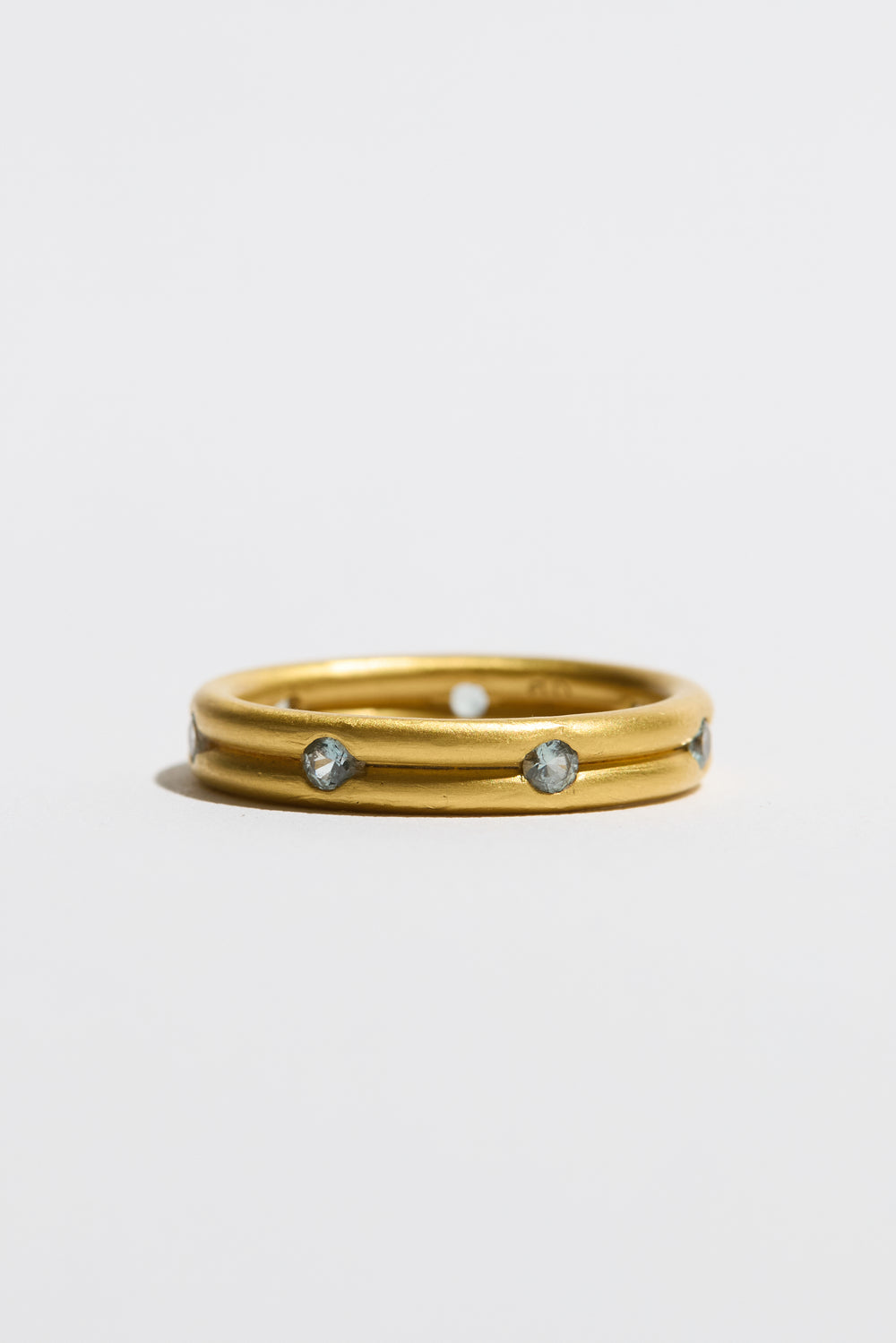 Double Wire Grey Sapphire Band