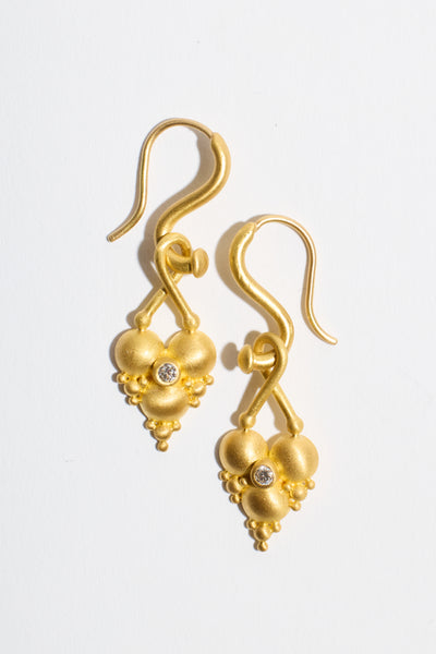 Heart Cluster Twist Top Diamond Earring