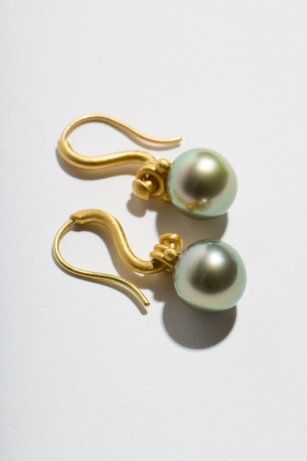 Linked Flawless Tahitian Pearl Earrings