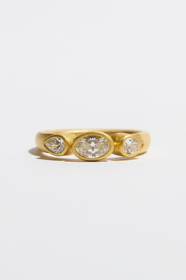 Tapered Bezel White Brilliant Diamond Ring