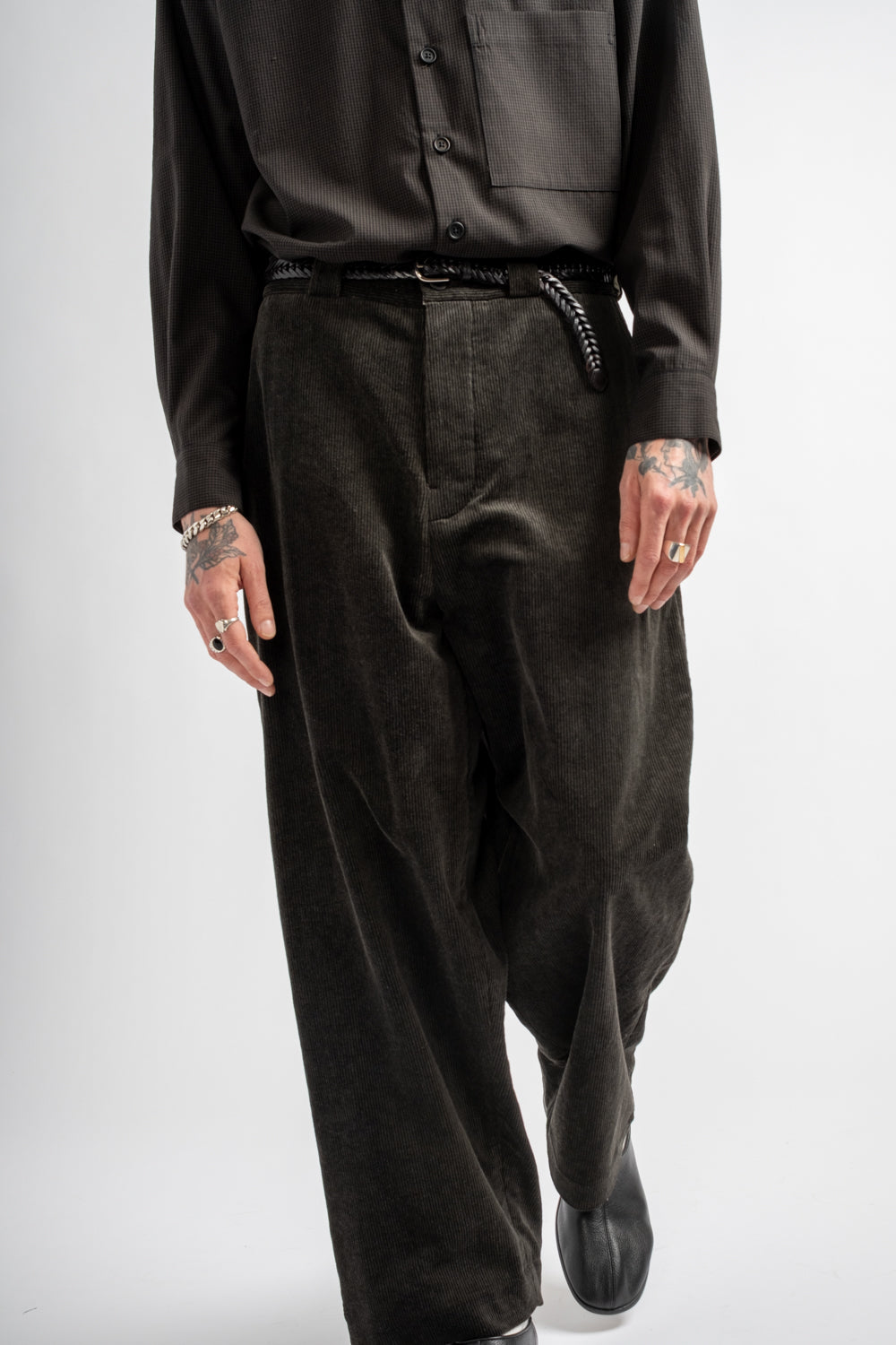 Flat Front Pant Carbon Dyed Corduroy Charcoal