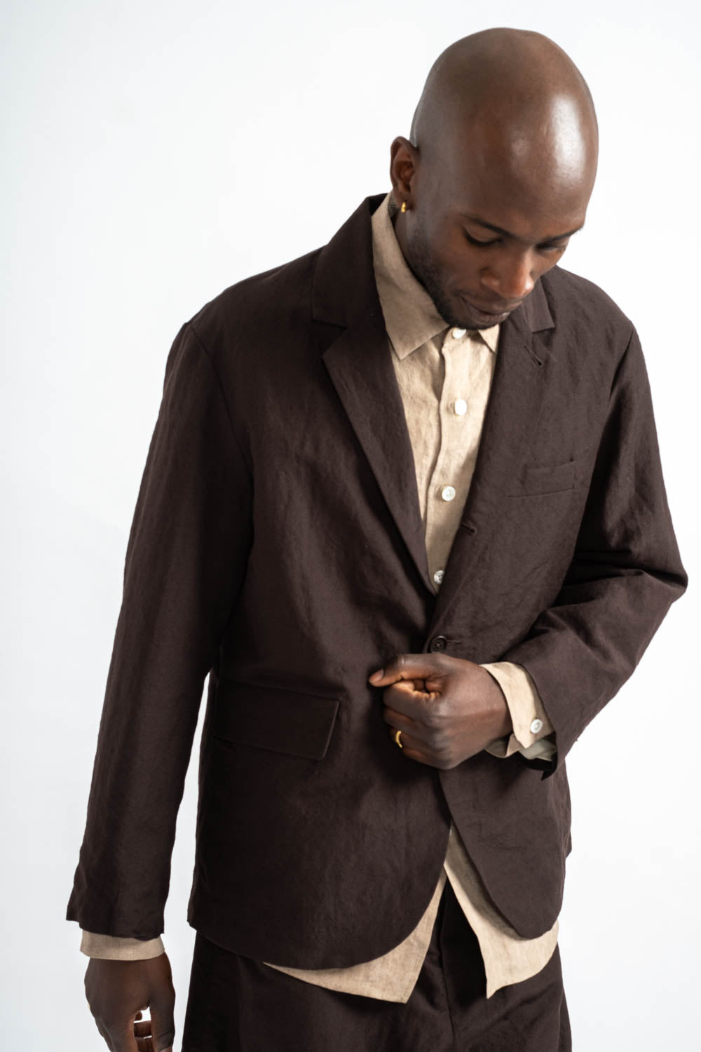 EVAN KINORI | Three Button Jacket Wool Linen Canvas in Dark Brown