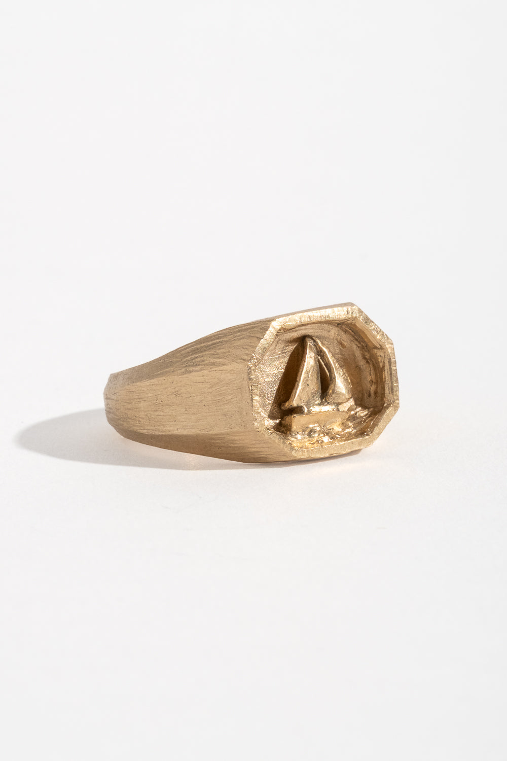 9K Sailboat Signet Ring