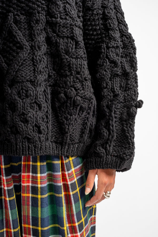 Peru Hand Knit Pullover in Black