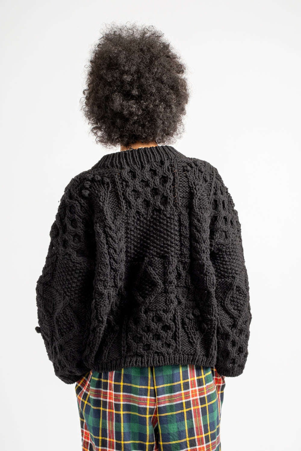Peru Hand Knit Pullover in Black