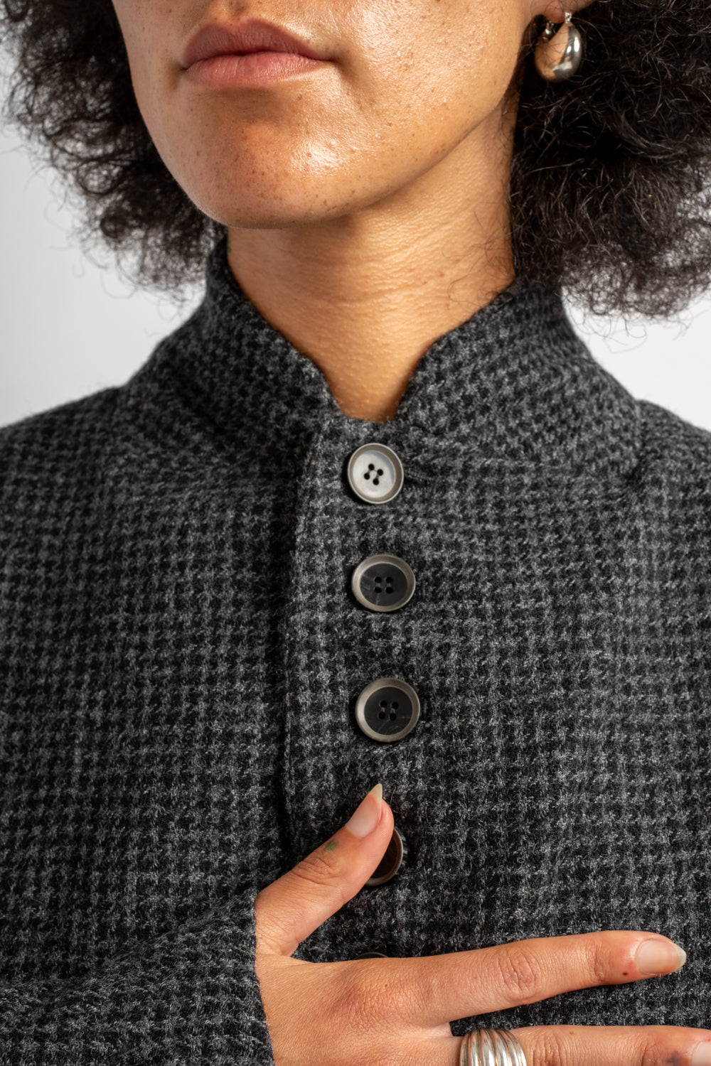 Wool Gauze Houndstooth Jacket in Charcoal