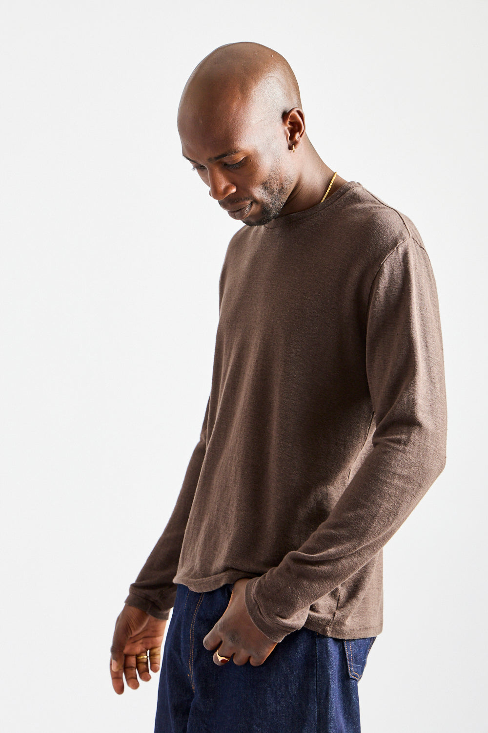 Mana10 100% Hemp Long Sleeve Tee in Coffee Bean