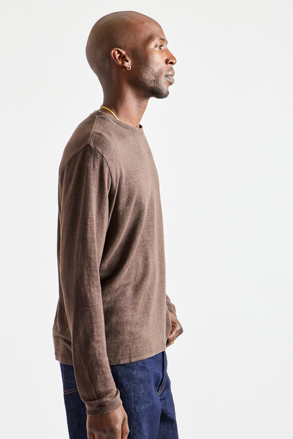 Mana10 100% Hemp Long Sleeve Tee in Coffee Bean