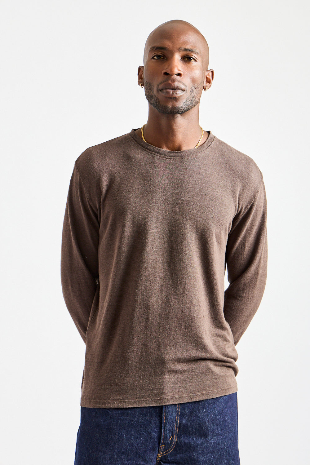 Mana10 100% Hemp Long Sleeve Tee in Coffee Bean