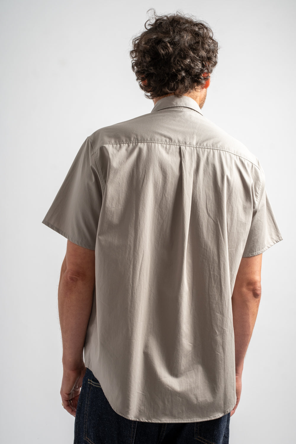 Lynn Poplin S/S Shirt in True Grey