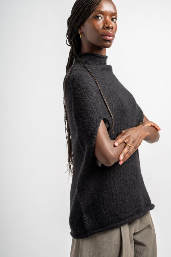 Bottle Cape in Black