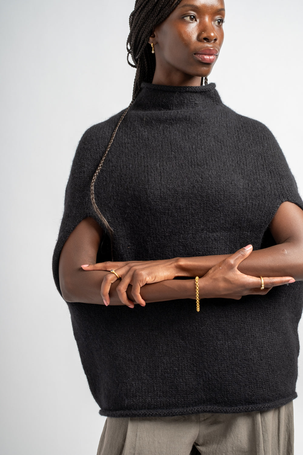Bottle Cape in Black