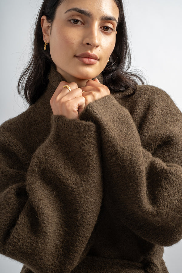 Coto Cardigan in Olive