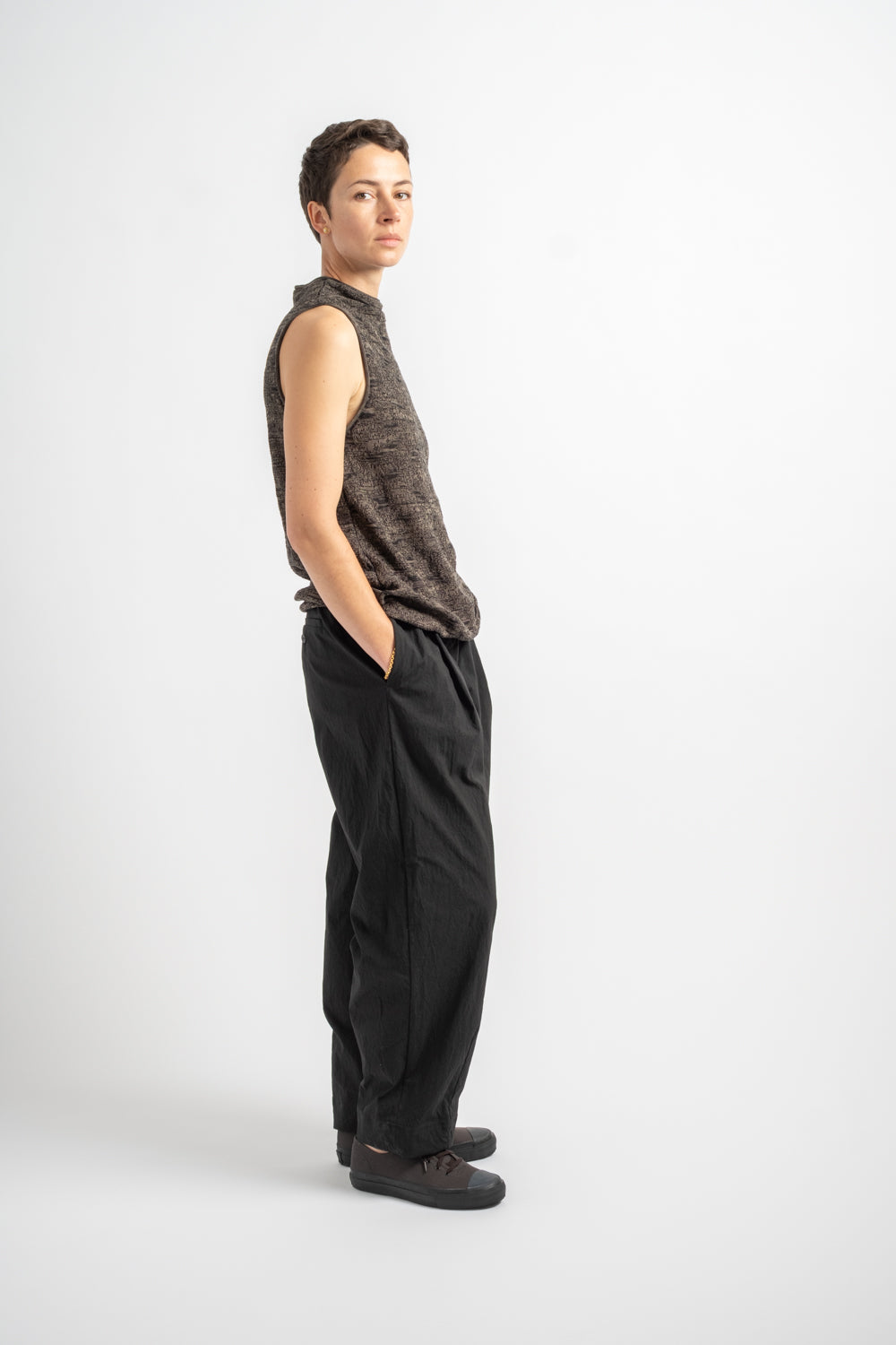 Taper Trousers in Black