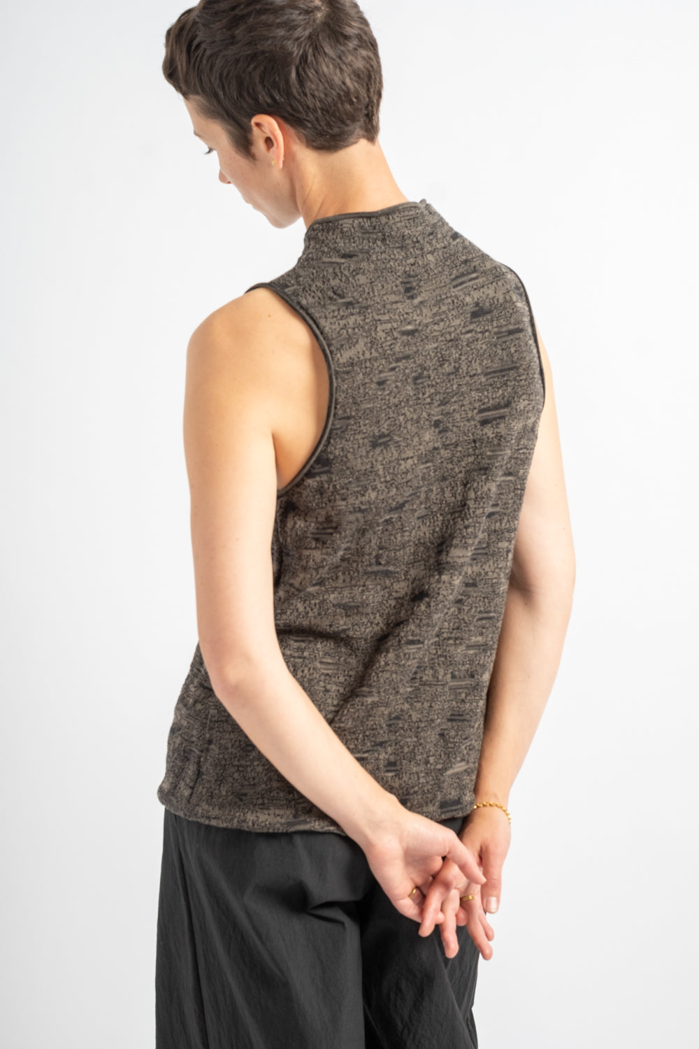 Terra Shell in Black Marl
