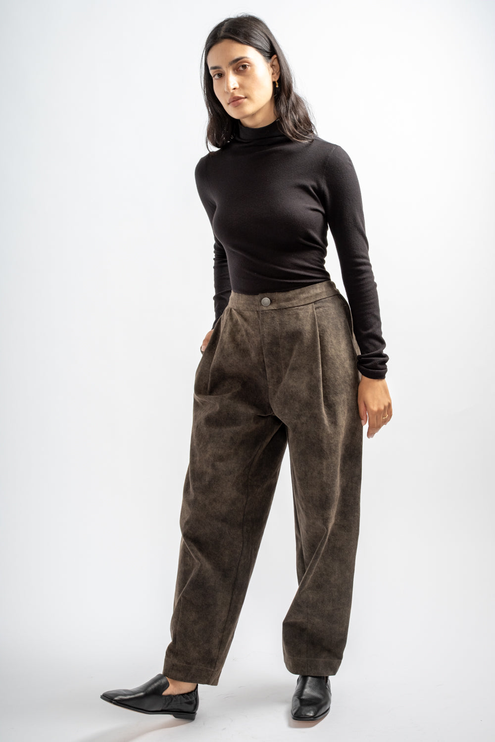 Twill Taper Pants in Olive Paint