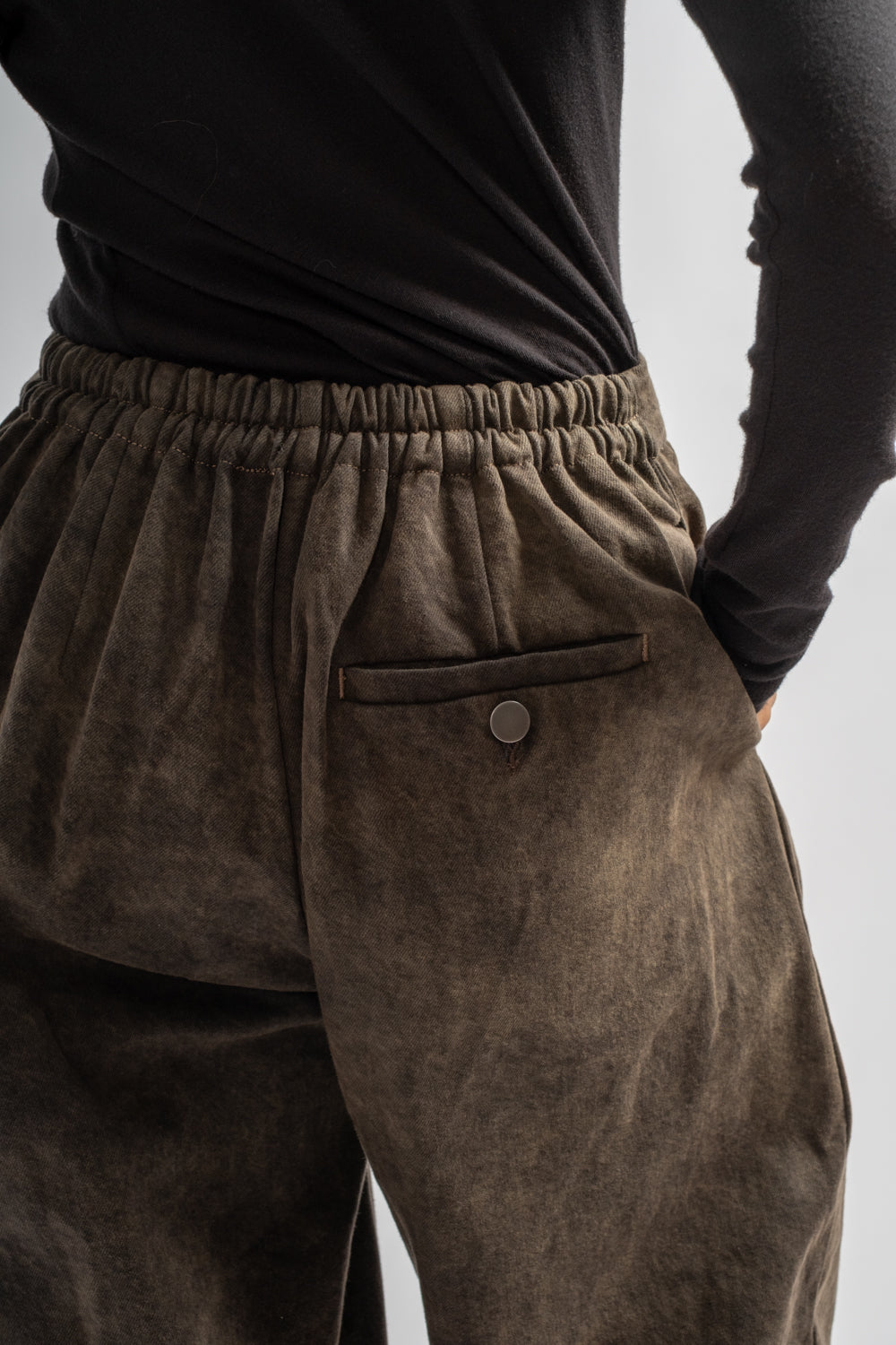 Twill Taper Pants in Olive Paint